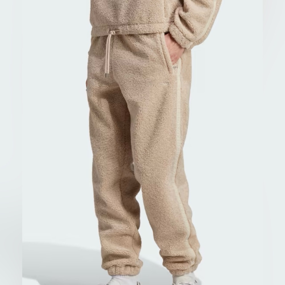 New Men’s Adidas Premium Essentials Fleece Pants Wonder Beige Large